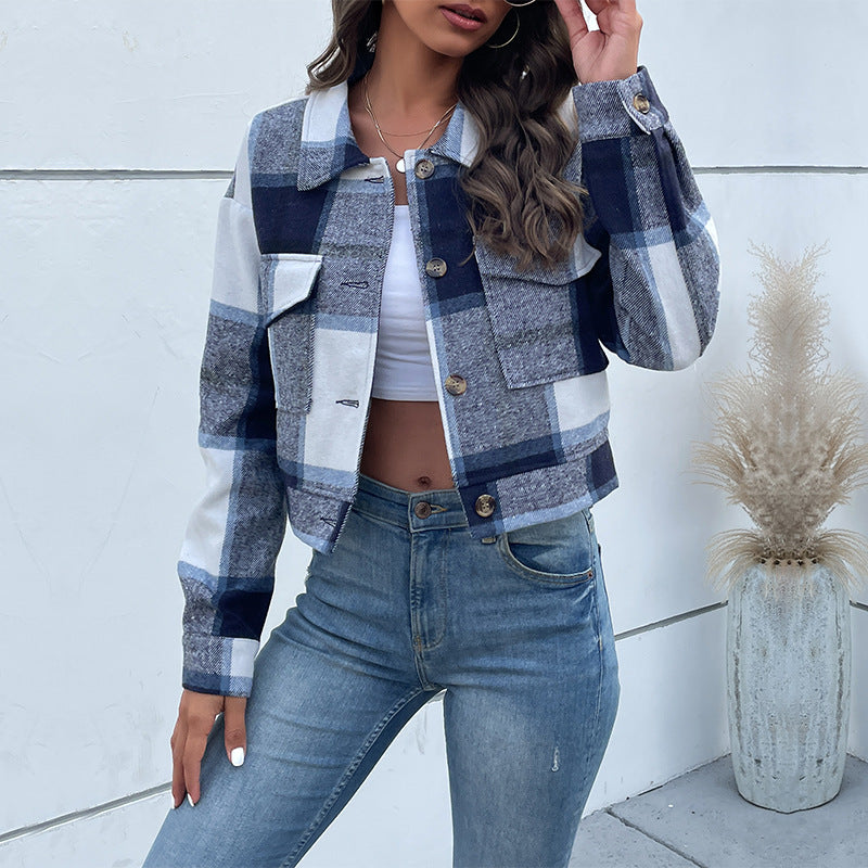 Chic Plaid Cropped Jacket with Pockets - Stylish Long Sleeve Outwear for Women